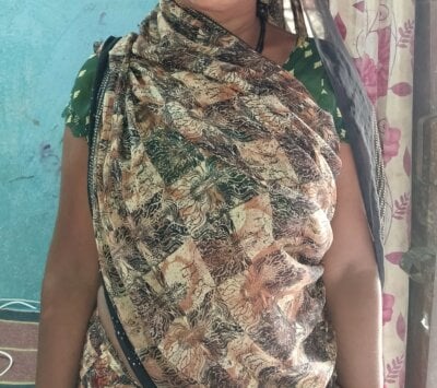 Hot_dipali