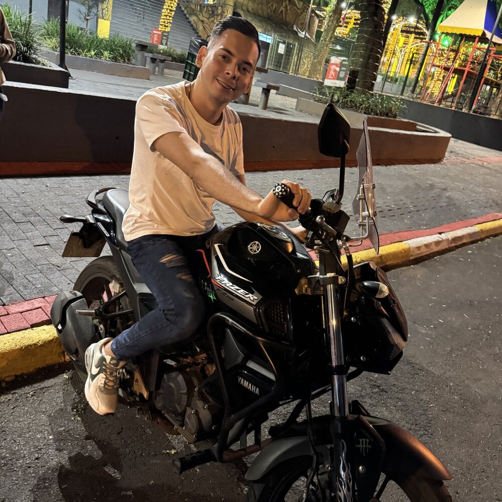 hotjoelalex