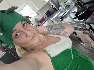 small_town_slut - jerk off instruction