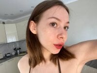BlushinBloom's webcam live show