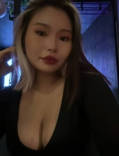 RileyMee - middle priced privates asian