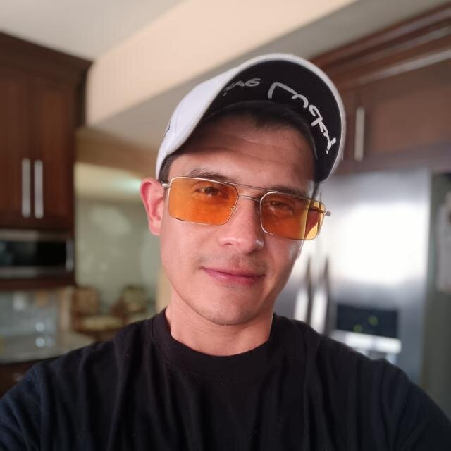 jorge_050893 from stripchat