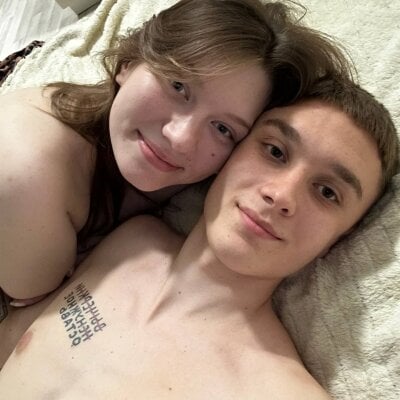 Blush_couple Couple Masturbation Free Cam Striptease