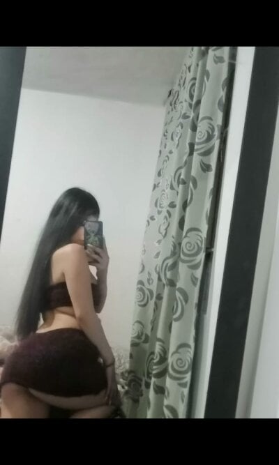 zoe_oli from stripchat