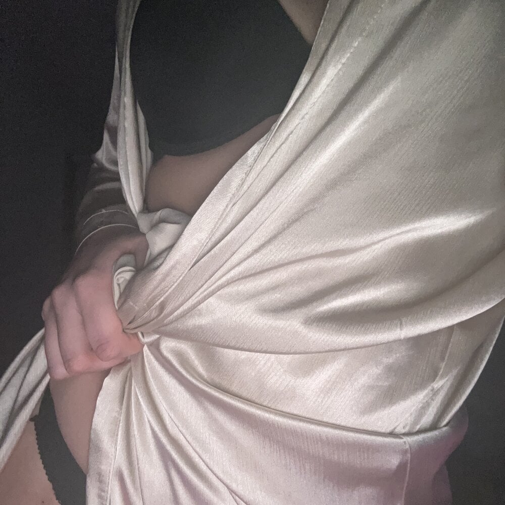 glamcambabes.com themelinoe livesex profile in from-u-dreams cams