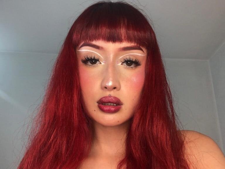 Live sex webcam photo for beverly_adamss_ #289646609