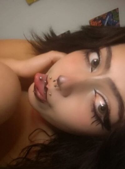 Nana_belle_ Female Newcheapestprivates Live Webcam Strip
