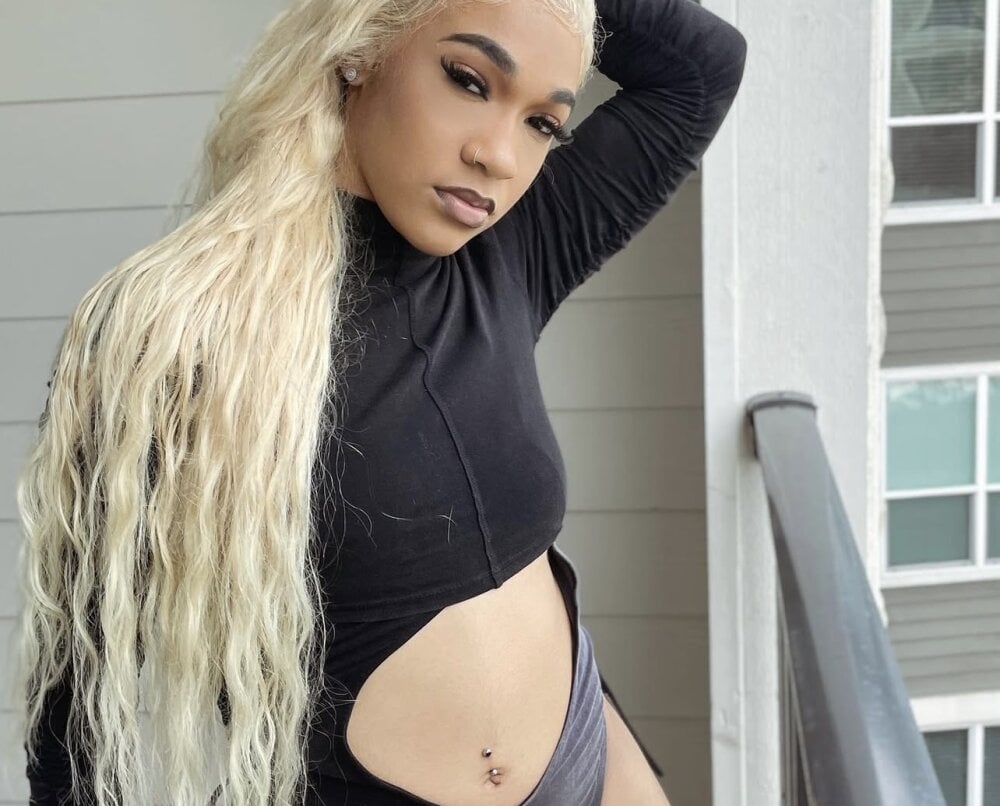 cheapadultsexcams.com kholoud_arabe livesex profile in bisexual cams