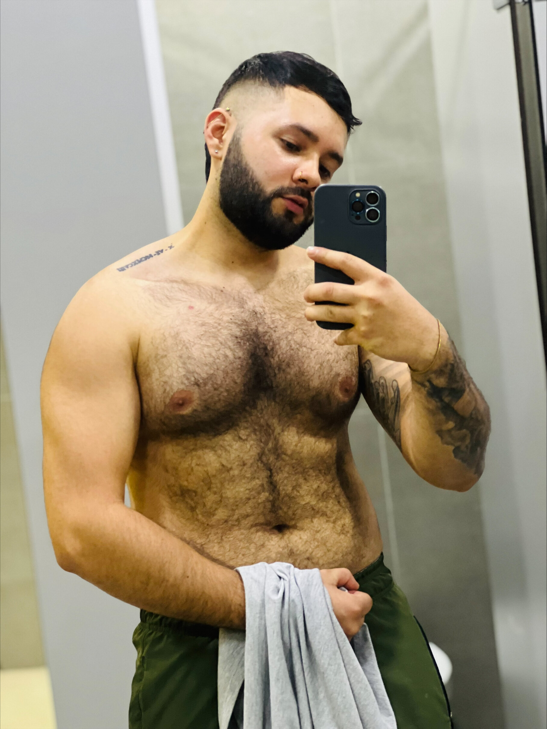 Handsomehairy