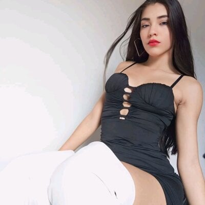 linacute_666 from stripchat