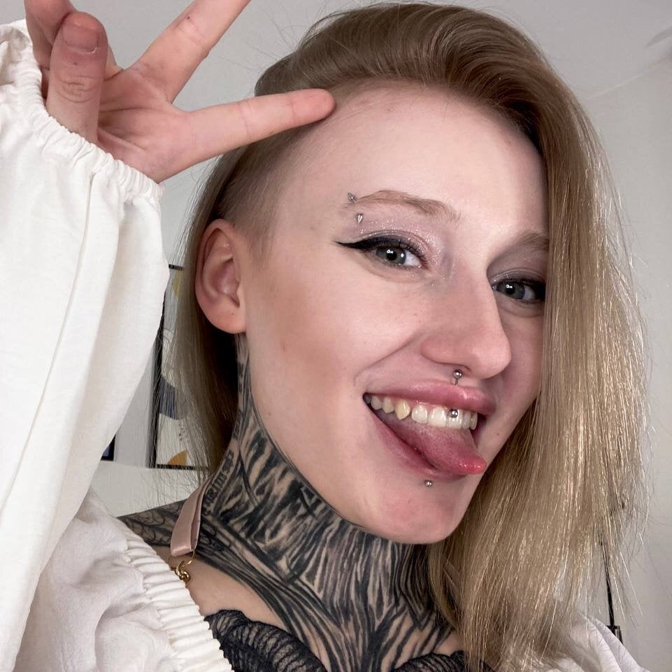 shy_venom profile