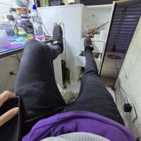 Yogi-hot-boy's webcam live show