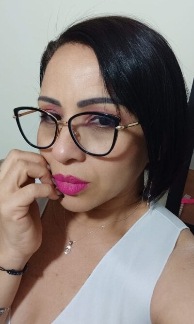 Sandrraa__ - venezuelan mature