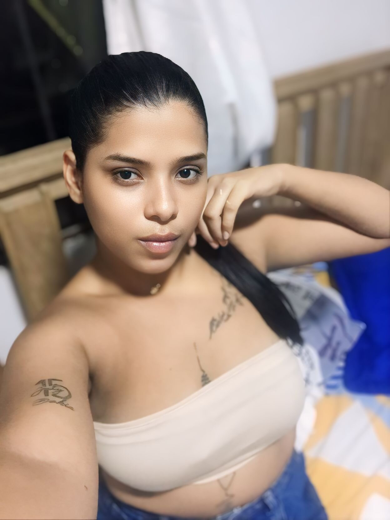abril_lara