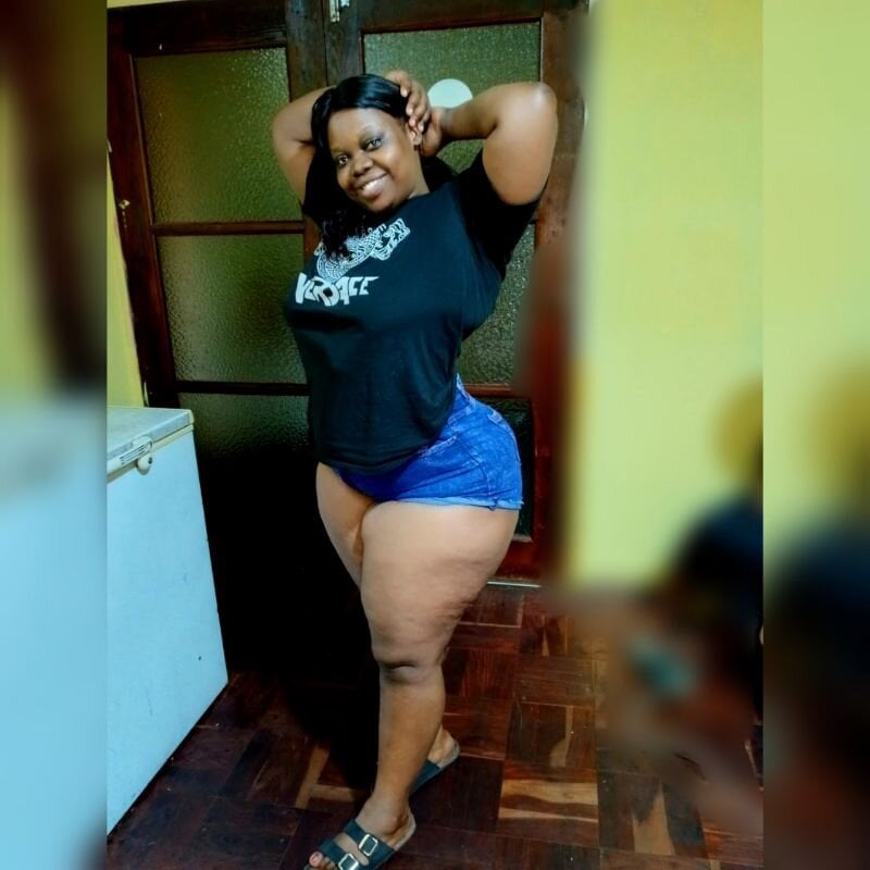 bootygoddess23 from stripchat