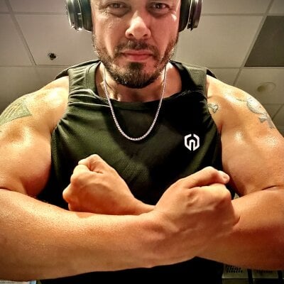 DaddyCums81