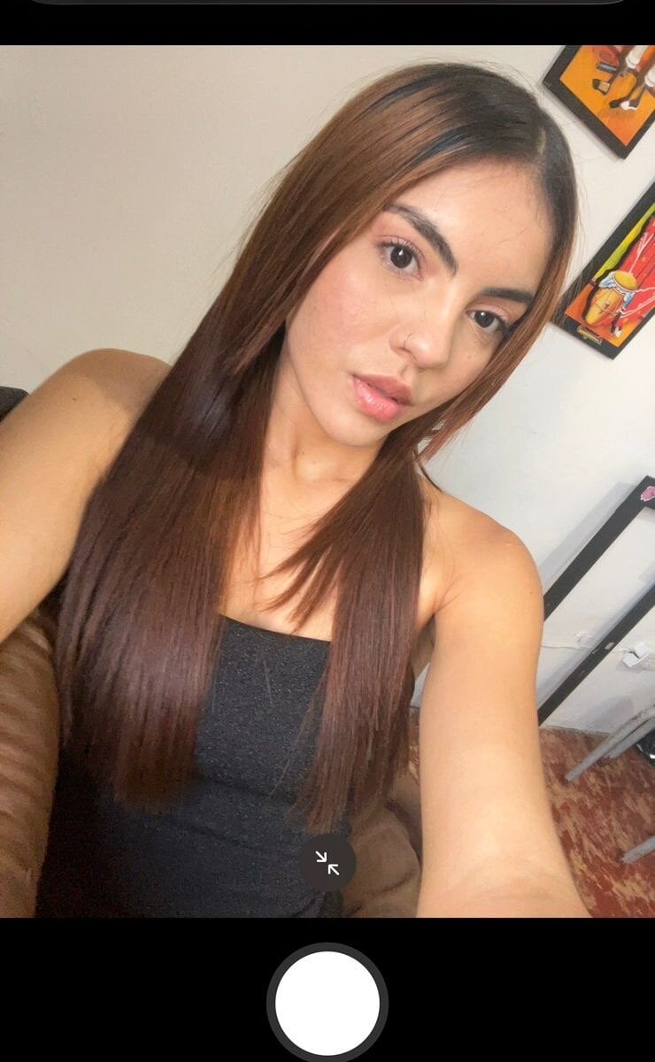 elivecams.com beca_winn livesex profile in bisexual cams