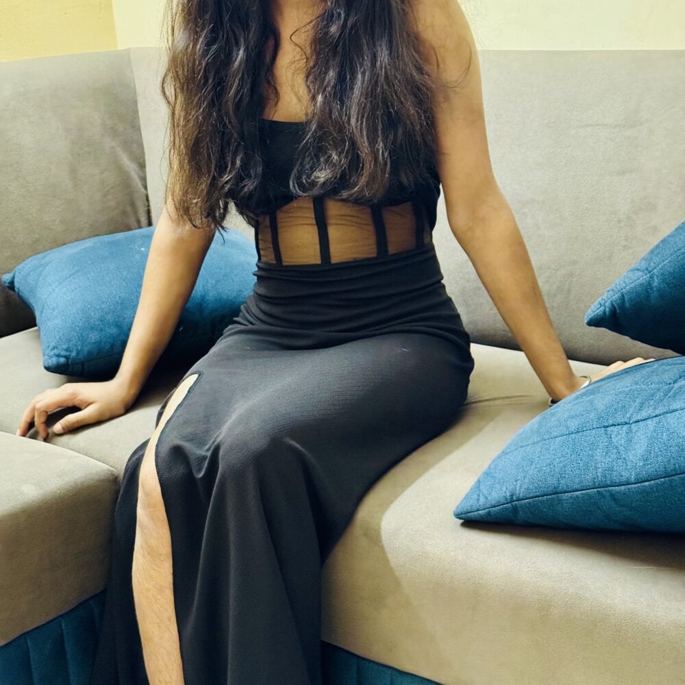 Hot_Nayraa