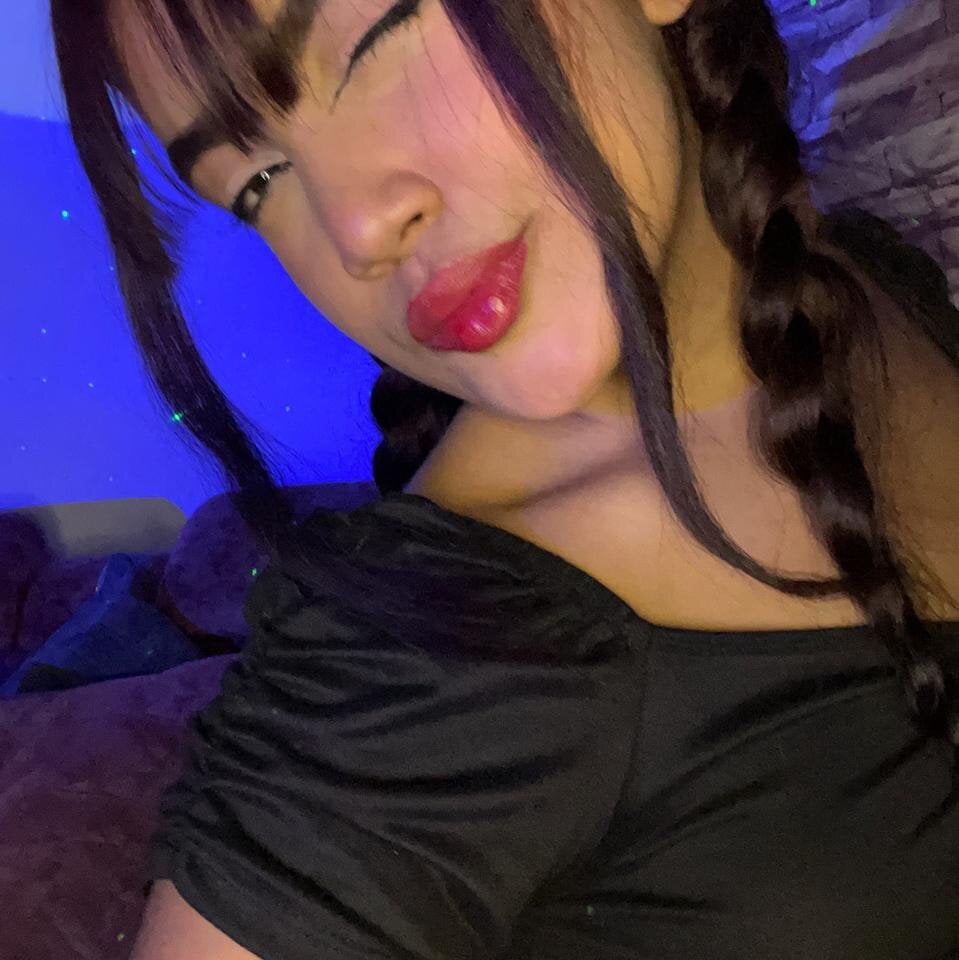 brisa_voni from stripchat