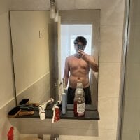 ianzuslave's webcam live show