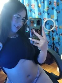 Lia_Adamms_'s Offline XXX Chat