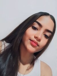 chelsea_adams1's Offline Chat Room