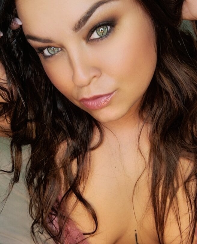 raea_quinn profile