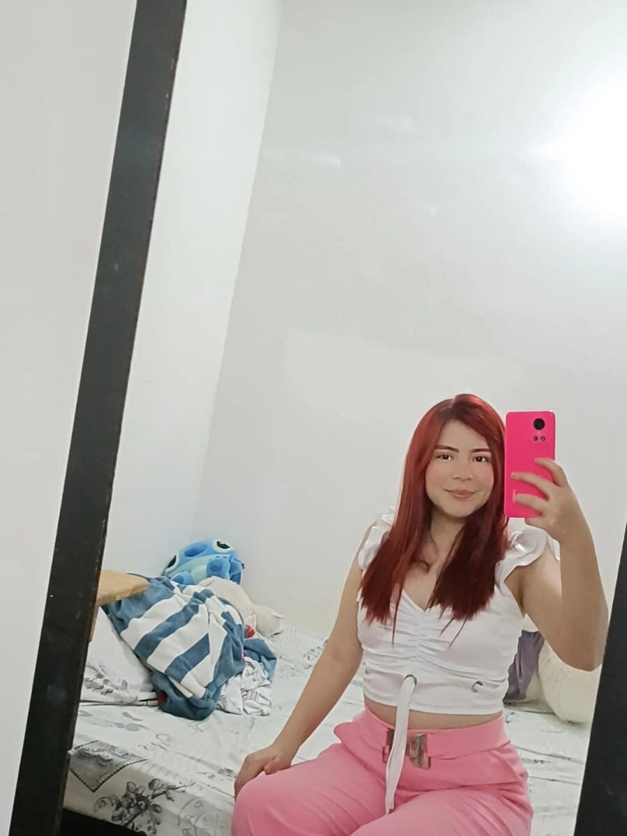 Chiara1_ch profile