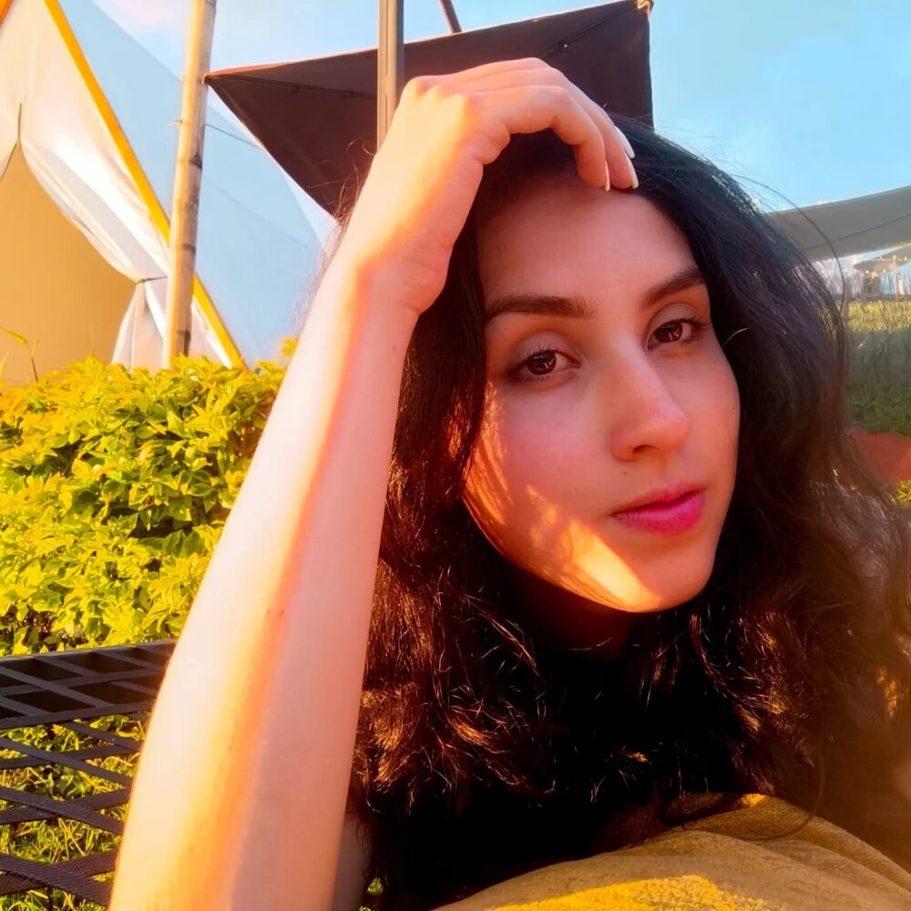 Live sex webcam photo for Lany_Garcia #289969488