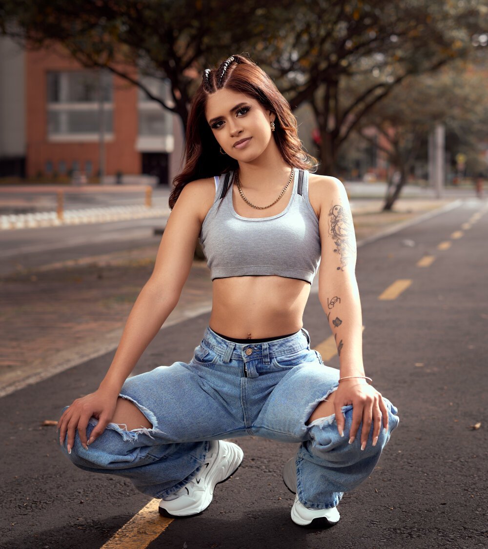 bellaa_stone