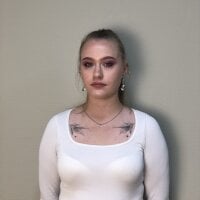 MistyJonees offline chatrum
