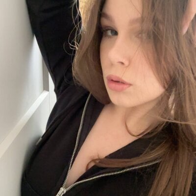 AmeliaClansly Female Student Free Cam Nude