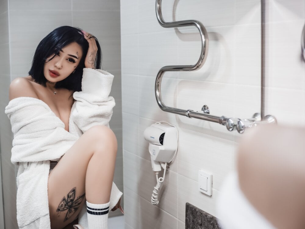 Lilulilee's Offline XXX Chat