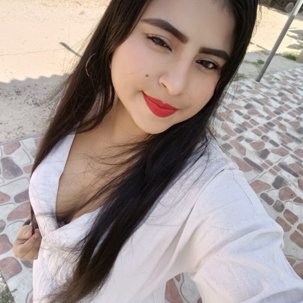 Live sex webcam photo for Maona_27 #289971642