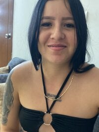 Zoegomezz's webcam live show