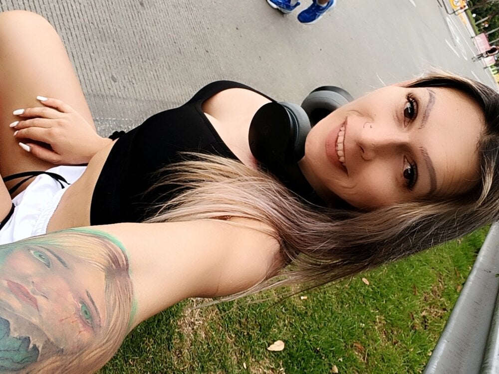 princess_helena from stripchat