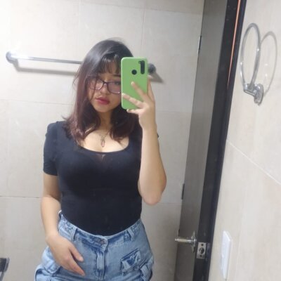 zoe_akari from stripchat