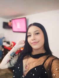 Debora_Os' Offline Chat Room