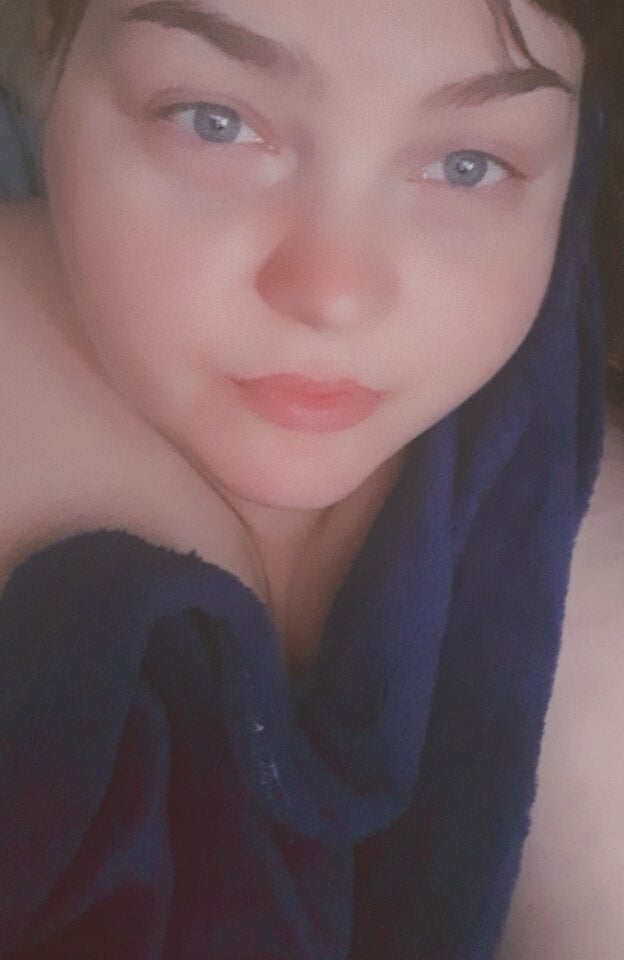 fistashka___ Adlı Modelin Çevrimdışı XXX Sohbeti