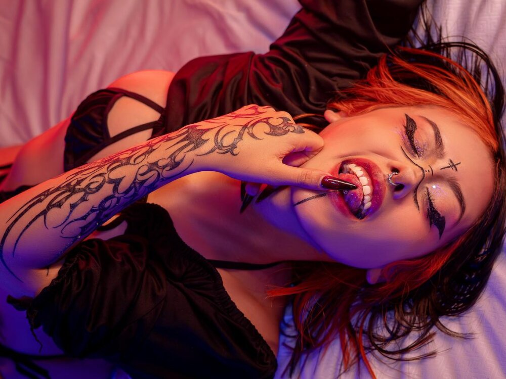 Live sex webcam photo for Bunny_O #290096496