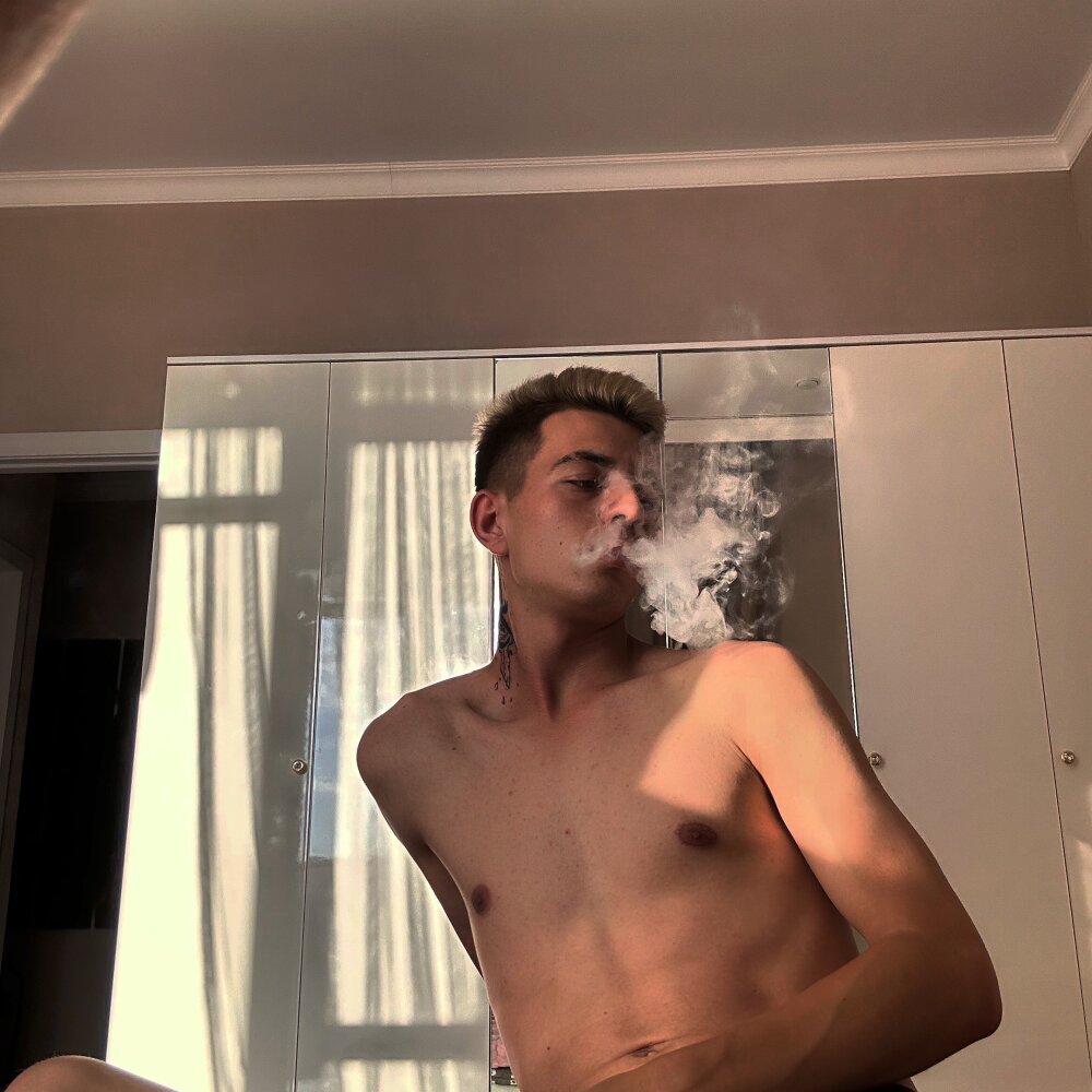 Lu4ik_porno Cam Model: Free Live Sex Show \u0026 Chat | Stripchat