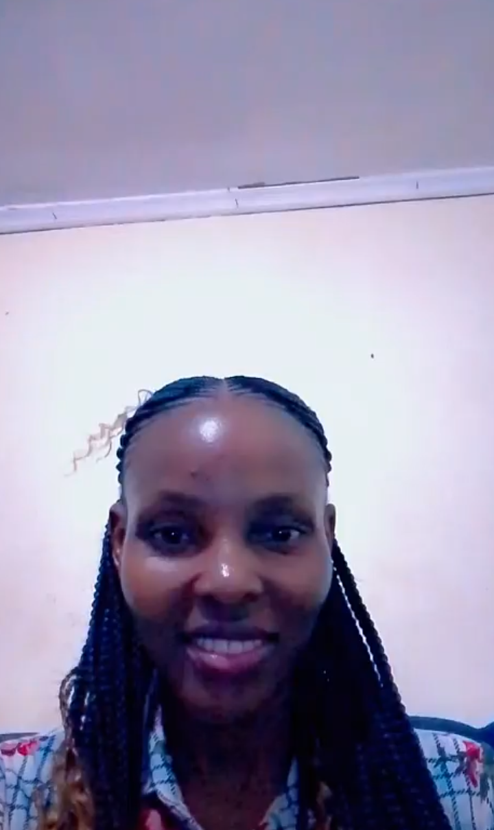 bedcake01 webcam profile - Spanish