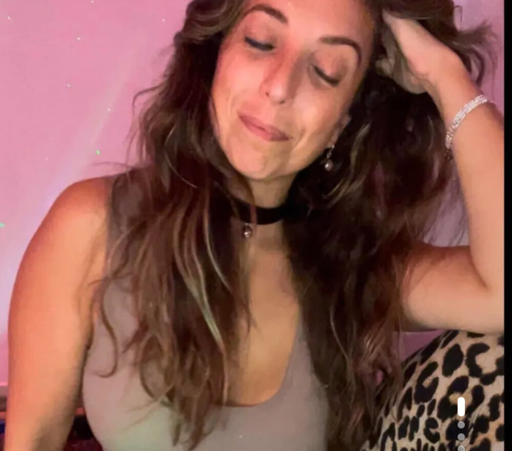 Live sex webcam photo for CircusArtist #289839498