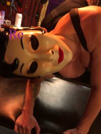MistressDannyDarko's Offline XXX Chat