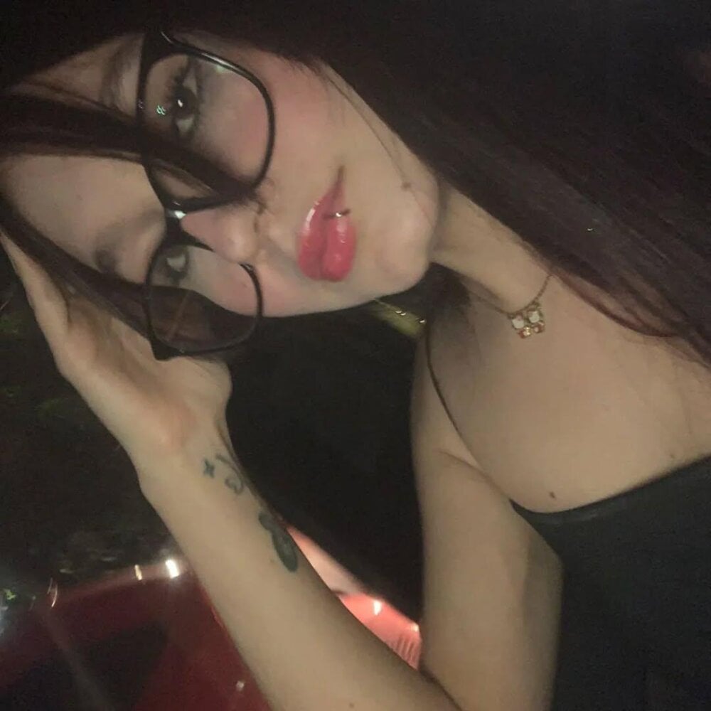 cherry_cream_X profile