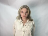 DonnaRosst's Offline XXX Chat