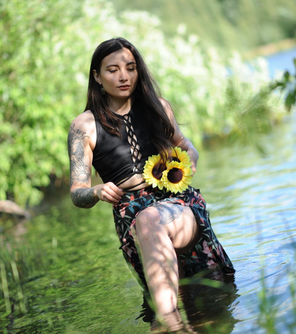 Ishtar_Divine