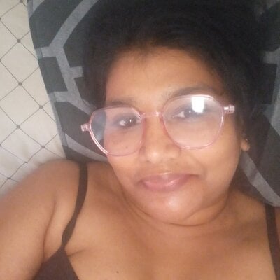 indian-hailey-1977 from stripchat