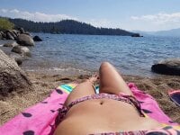 stunning_rose_libia's Offline Chat Room