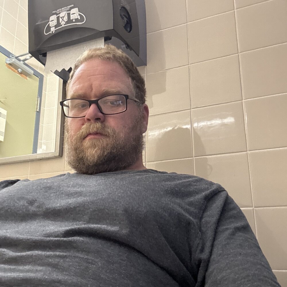 bigbi6foot5 from stripchat